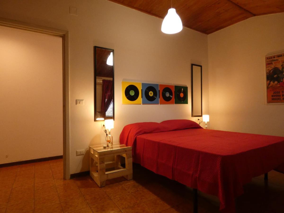 Holiday House Apartment Santa Severina Exterior photo